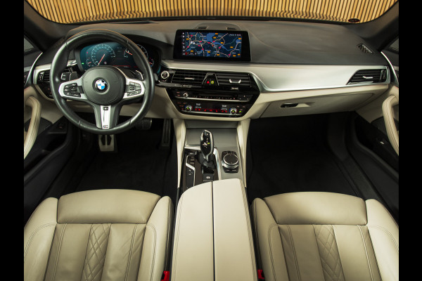 BMW 5 Serie Touring 530i xDrive PANO-H/K-MSPORT