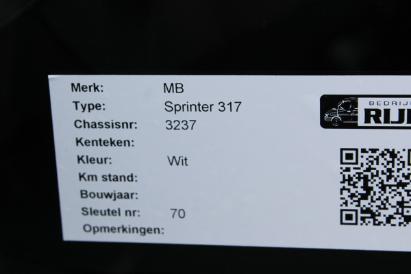 Mercedes-Benz Sprinter 317 CDI L2H1 PRO 3500 KG trekgewicht, MBUX 10.25 met camera, Smartphone integratie