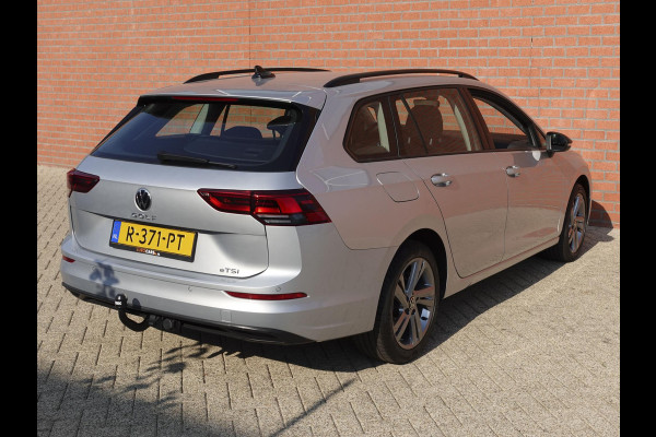 Volkswagen GOLF Variant 1.0 eTSI 110pk DSG Life | Navigatie | Climate Control | Parkeer sensoren | Cruise control adaptive | Stoelverwarming | Led #