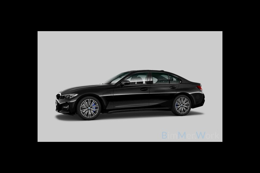 BMW 3-serie 330e M-Sport Pano ACC Harman/K Adp-onderstel