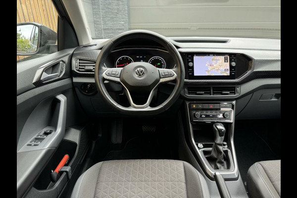 Volkswagen T-Cross 1.0 TSI Style Automaat | Navigatie | LED | 18 inch lichtmetalen velgen | Getint glas | Achteruitrijcamera | Keyless | Apple CarP