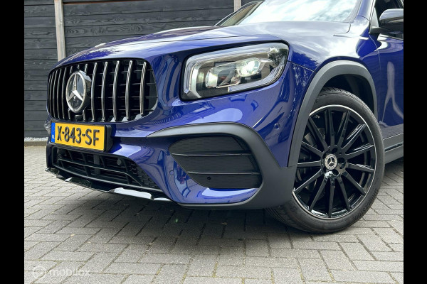 Mercedes-Benz Glb 200 Business Solution AMG 20" AMG / Zwenk trekhaak / VOL / 52.450 KM