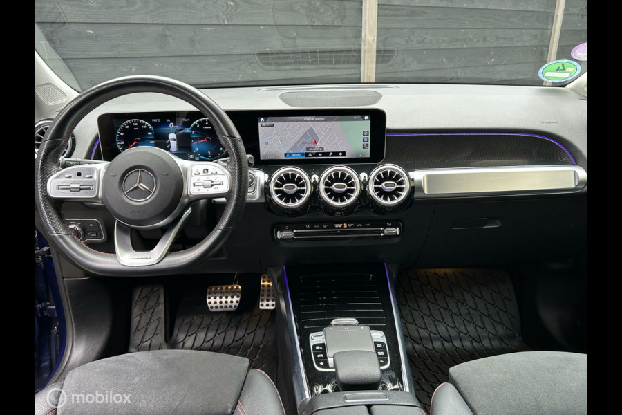 Mercedes-Benz Glb 200 Business Solution AMG 20" AMG / Zwenk trekhaak / VOL / 52.450 KM