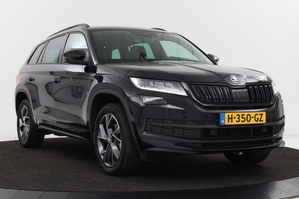 Škoda Kodiaq 1.5 TSI SportLine 7-persoons | Trekhaak | Adaptive cruise | Stoelverwarming | Camera | Canton | Alcantara | Memory | Carplay | Full LED | Keyless | Navigatie