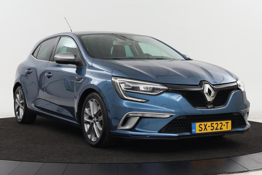 Renault Mégane 1.6 TCe GT | Bose | Camera | Trekhaak | Park Assist | Carplay | Full LED | Sportstoelen | Navigatie | Keyless | DAB+