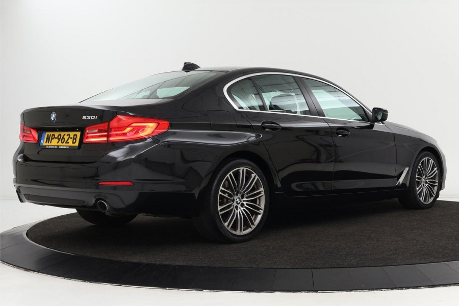 BMW 5 Serie 530i High Executive | Comfortstoelen | Leder | Adaptive LED | Stoelverwarming | Memory | Navigatie | PDC