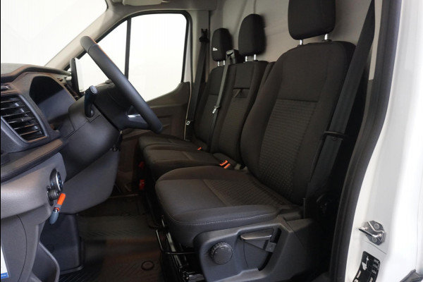 Ford Transit 130pk 2.0 L2H2 Trend Automaat Airco Navigatie DAB PDC Airco Camera Carplay