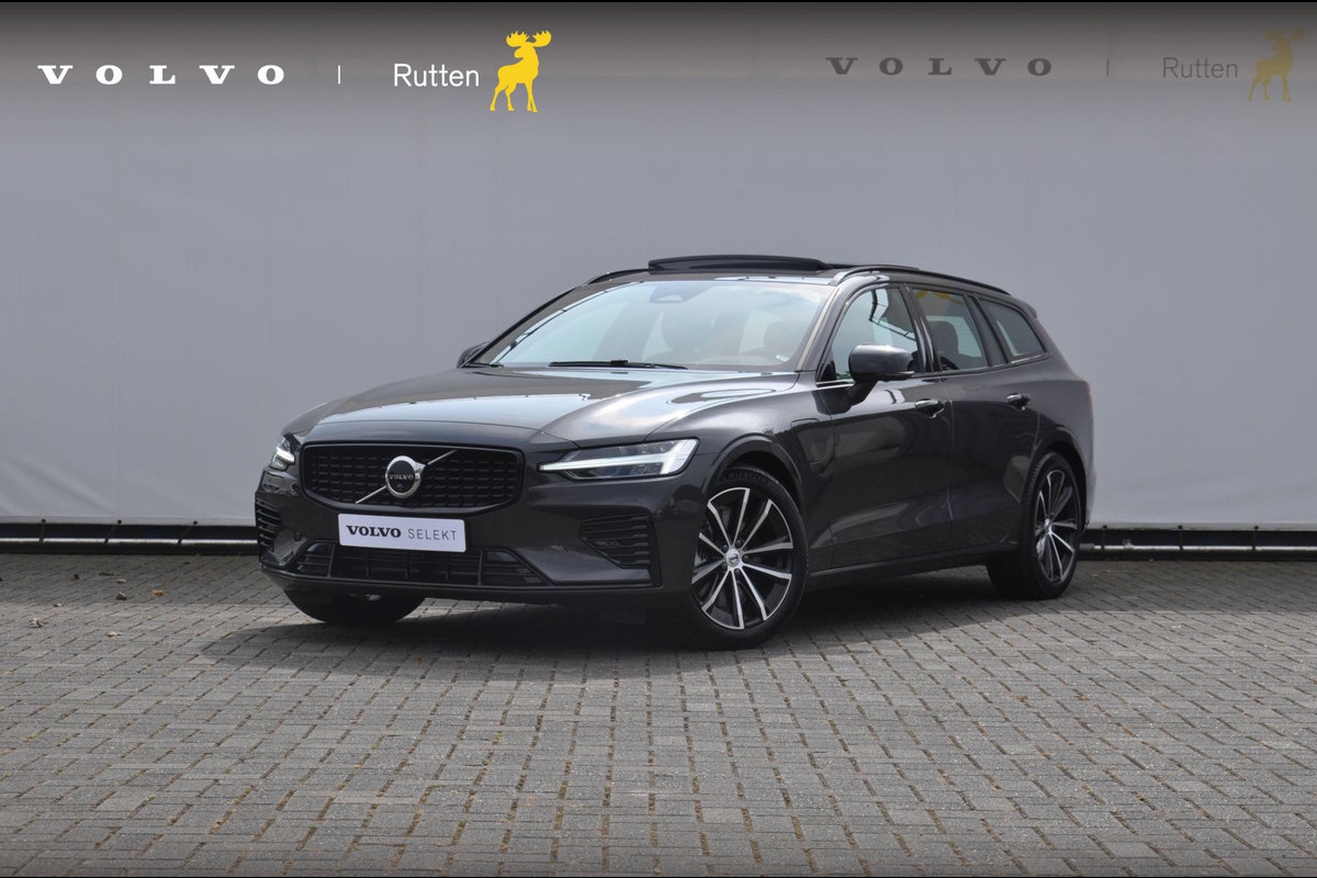 Volvo V60 T6 350PK Automaat Recharge AWD Plus Dark / Long range / 360 Camera / Semi-elektrisch inklapbare trekhaak / Panoramadak / Elektrische voorstoelen met geheugen / Apple Carplay / BLIS / Harman kardon audio /