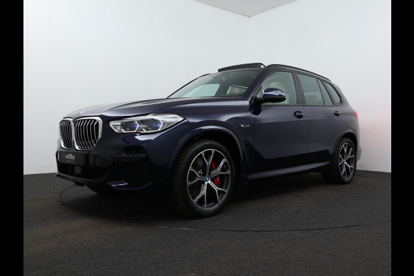 BMW X5 xDrive45e High Executive | Panorama | Laser | Trekhaak |