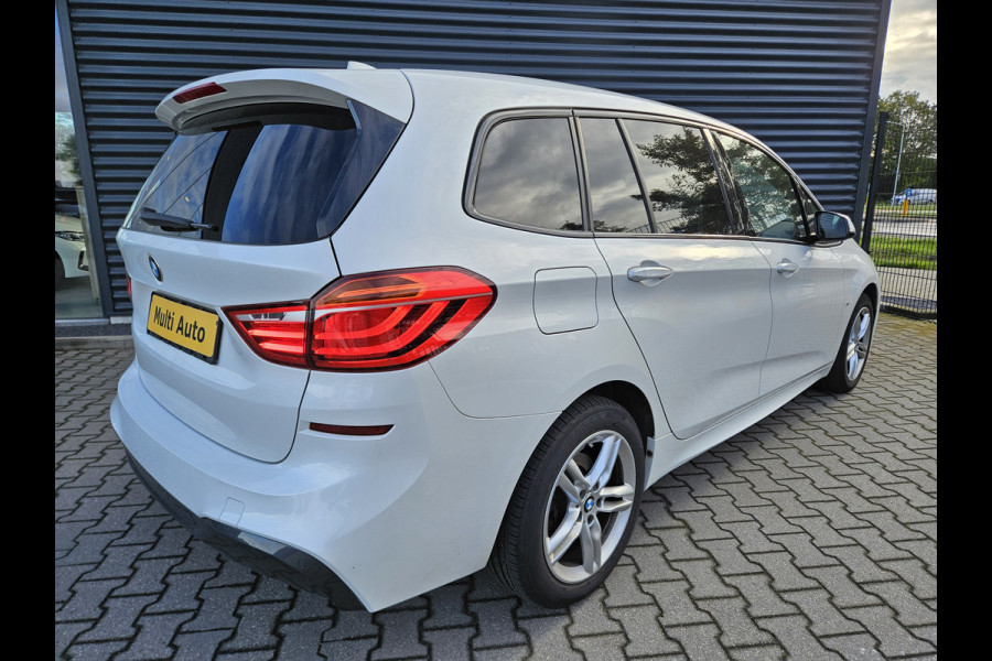 BMW 2 Serie Gran Tourer 218i M Sport 7 Persoons 140pk Dealer O.H | Head Up | Navi Pro | Lederen Sportstoelen Verwarmd | LED Koplampen |  El. Achterklep | Cruise Control |