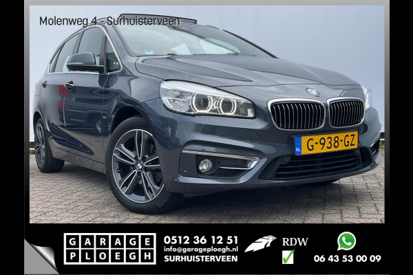 BMW 2 Serie Active Tourer 218d Luxury HUD Pano Trekhaak Leder Elek.klep VOL OPTIES!