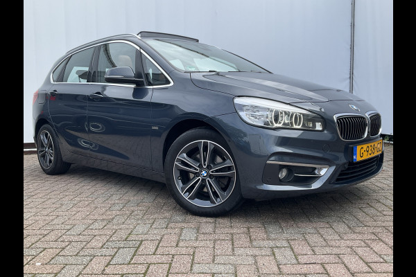 BMW 2 Serie Active Tourer 218d Luxury HUD Pano Trekhaak Leder Elek.klep VOL OPTIES!