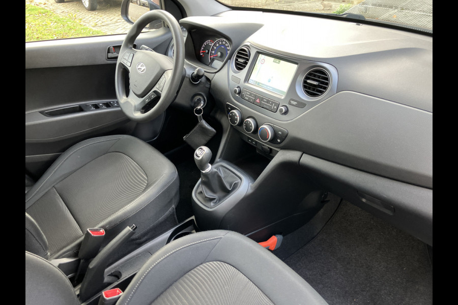 Hyundai i10 1.0i Comfort | navigatie | lichtmetalen velgen  | vierseizoensbanden