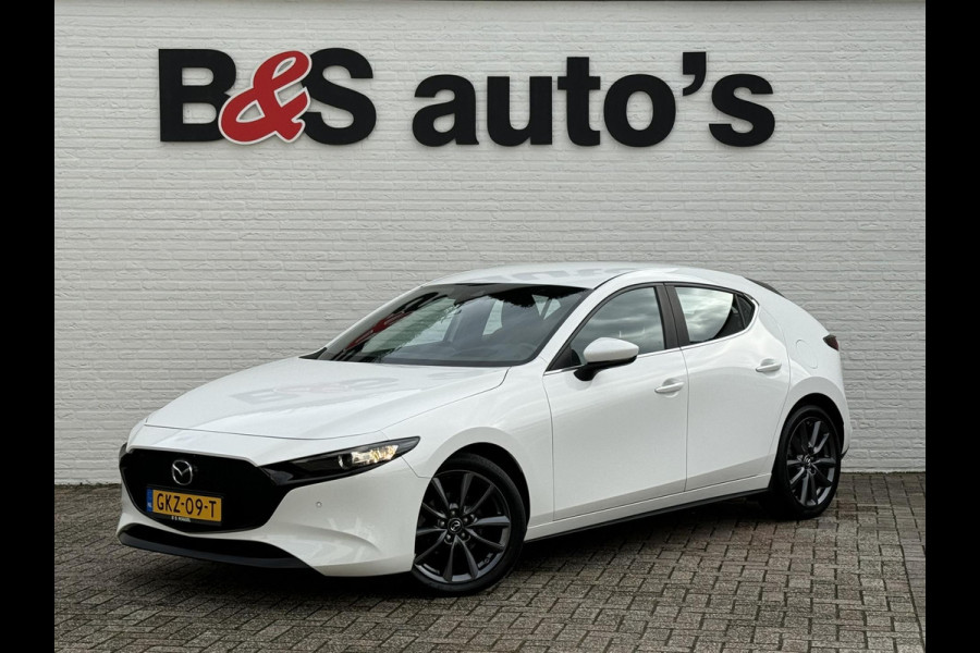 Mazda 3 2.0 e-SkyActiv-G M Hybrid 122 Luxury Carplay Camera Adaptive cruise Clima Navigatie