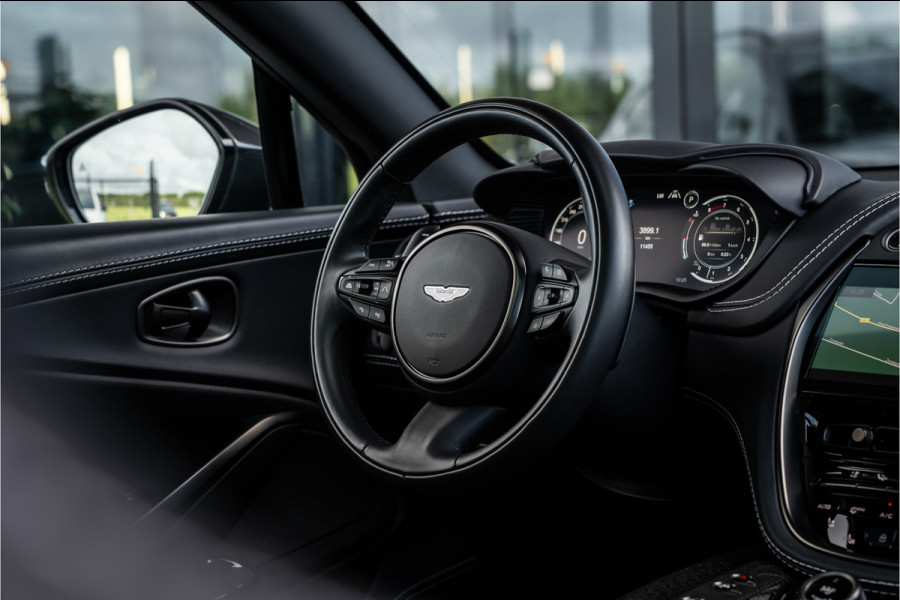 Aston Martin Dbx 4.0 V8 707 Fabrieksgarantie | Panorama | Luchtvering | 23" | 1e Eigenaar