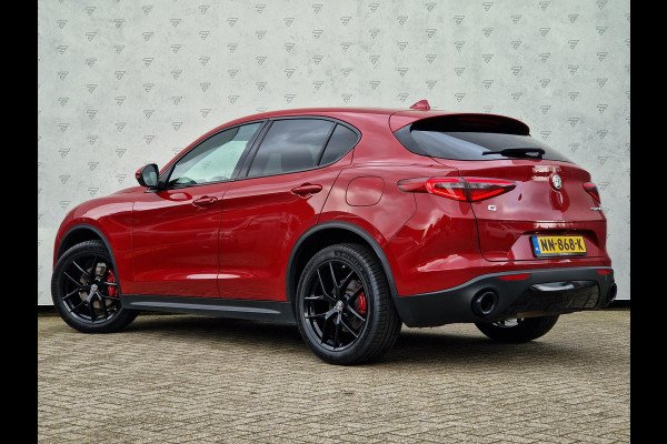 Alfa Romeo Stelvio 2.0 T AWD First Edition Automaat | Rosso Competizione | Leder | Memory Seat | Flippers | Camera | Navi | PDC | DAB | Trekhaak |