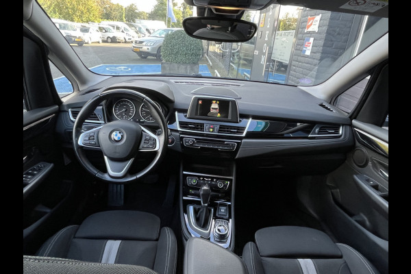 BMW 2 Serie Gran Tourer 218i High Executive, Automaat, Trekhaak, Navi, Ned. auto