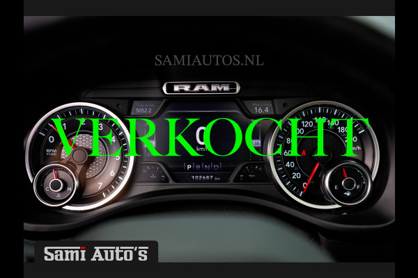 Dodge Ram 1500 SPORT BLACK APPEARANCE | 5.7 V8 HEMI 402PK | GROOT SCHEM | LUCHTVERING A | PANODAK | DUBBELE CABINE | DC | 5 PERSOONS | 4X4 | PICK UP GRIJSKENTEKEN |