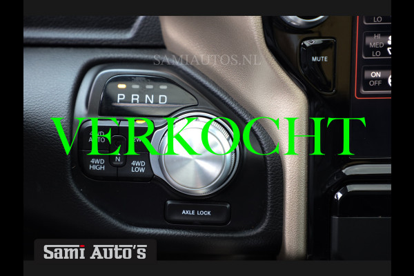 Dodge Ram 1500 SPORT BLACK APPEARANCE | 5.7 V8 HEMI 402PK | GROOT SCHEM | LUCHTVERING A | PANODAK | DUBBELE CABINE | DC | 5 PERSOONS | 4X4 | PICK UP GRIJSKENTEKEN |