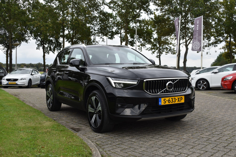 Volvo XC40 T5 262PK Automaat Recharge Ultimate Bright | Trekhaak | Panodak | ACC | 360 camera | Elektr. stoel | Stuurverwarming | 19"LMV