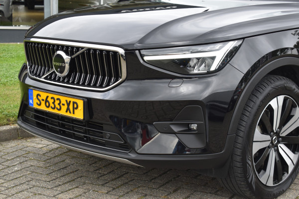 Volvo XC40 T5 262PK Automaat Recharge Ultimate Bright | Trekhaak | Panodak | ACC | 360 camera | Elektr. stoel | Stuurverwarming | 19"LMV