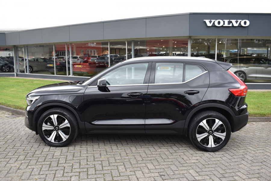 Volvo XC40 T5 262PK Automaat Recharge Ultimate Bright | Trekhaak | Panodak | ACC | 360 camera | Elektr. stoel | Stuurverwarming | 19"LMV