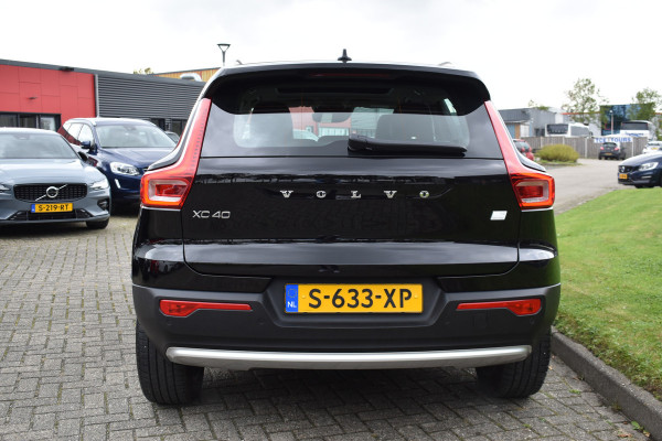 Volvo XC40 T5 262PK Automaat Recharge Ultimate Bright | Trekhaak | Panodak | ACC | 360 camera | Elektr. stoel | Stuurverwarming | 19"LMV