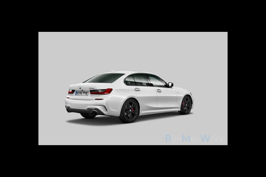 BMW 3-serie 330e M-Sport Pano M-Zetels HUD 19inch El-Klep Adp-onderstel