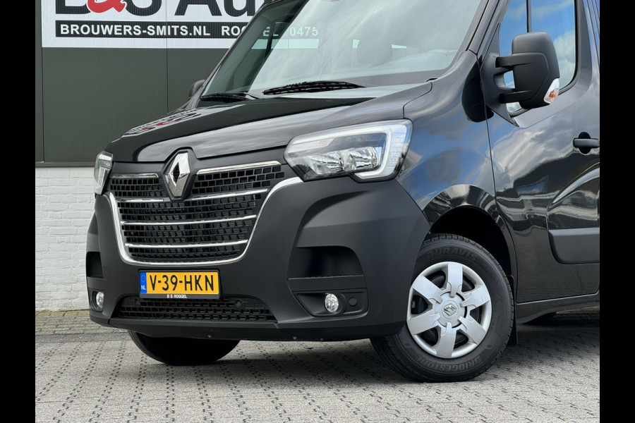 Renault Master T35 2.3 dCi 150 L2H2 DC 7 persoons Energy Comfort Imperiaal Camera+pdc Navigatie