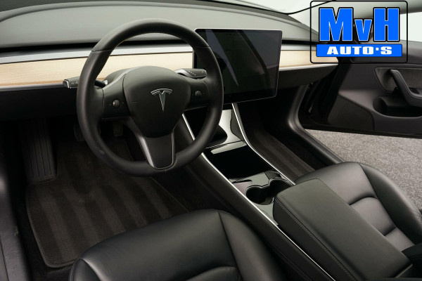 Tesla Model 3 Standard RWD Plus 60 kWh|AUTOPILOT|PANO|NAP|LEER