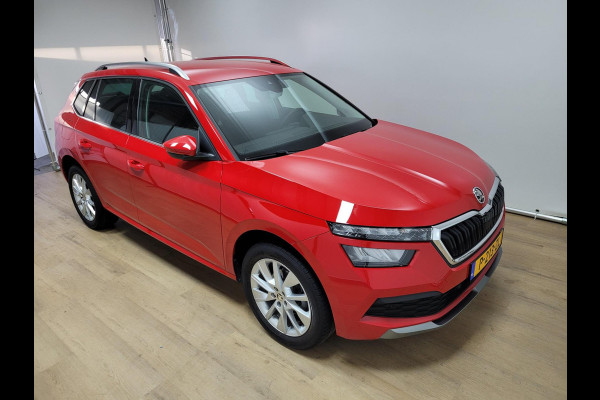 Škoda Kamiq 1.0 TSI Active Sport | Parkeercamera | Parkeersensoren | Carplay | 1e eigenaar | Navigatie | Volle auto!