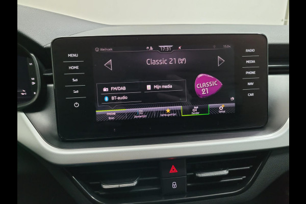 Škoda Kamiq 1.0 TSI Active Sport | Parkeercamera | Parkeersensoren | Carplay | 1e eigenaar | Navigatie | Volle auto!