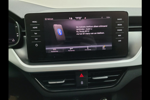 Škoda Kamiq 1.0 TSI Active Sport | Parkeercamera | Parkeersensoren | Carplay | 1e eigenaar | Navigatie | Volle auto!