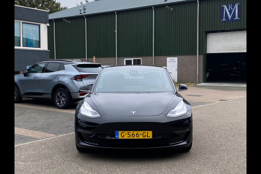 Tesla Model 3 Long Range AWD 75 kWh TREKHAAK AFN. 1000KG trekgewicht. | rijklaarprijs incl. 12mnd BOVAG