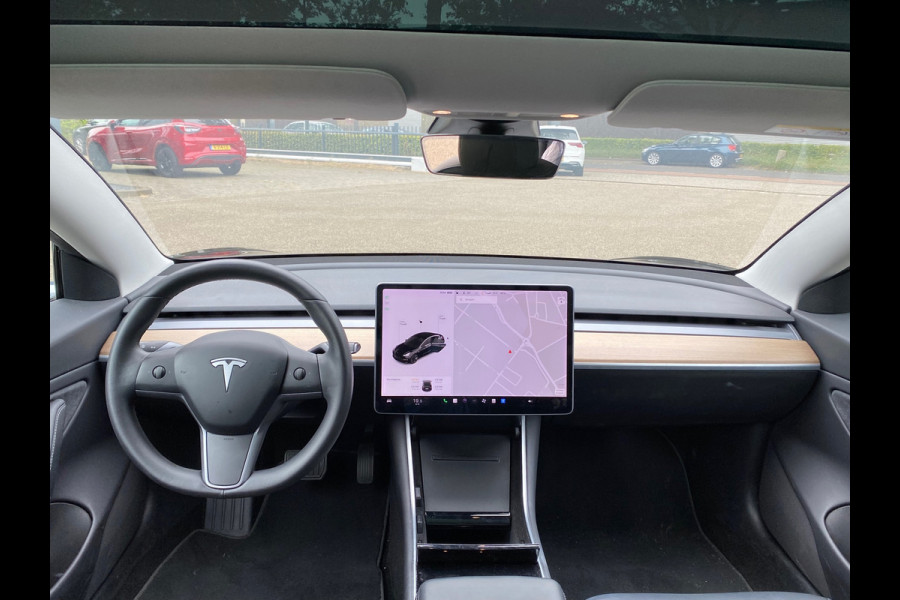 Tesla Model 3 Long Range AWD 75 kWh TREKHAAK AFN. 1000KG trekgewicht. | rijklaarprijs incl. 12mnd BOVAG