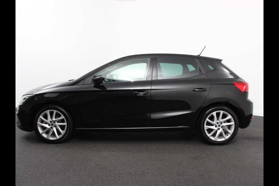 Seat Ibiza 1.0 EcoTSI 110pk DSG FR | Navigatie | Apple Carplay/Android Auto | Climate Control | Digitale Cockpit | Dab | Camera | Adaptive Cruise Control | Digitale Cockpit