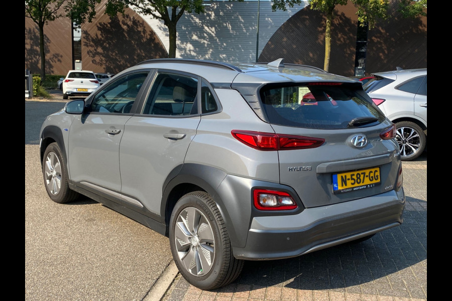 Hyundai Kona EV Comfort Smart 39 kWh *17.899,- NA SUBSIDIE* TOPSTAAT | 1e eigenaar | orig. nl + dealer onderhouden