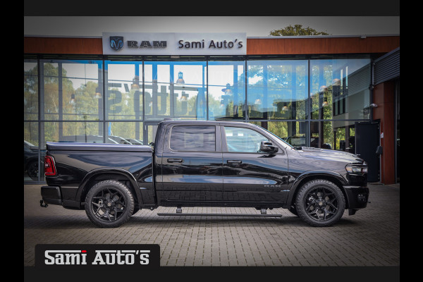 Dodge Ram LARAMIE NIGHT PREMIUM 2025 | BOM VOL + 14.4 INCH SCHERM BOM VOL | LUCHTVERING | HUD | HURRICAN 420PK 636 Nm TWIN TURBO | PRIJS M DUBBELE CABINE | PICK UP | 5 PERSOONS | DC | GRIJSKENTEKEN | VOORRAAD NR 2214 - 4963