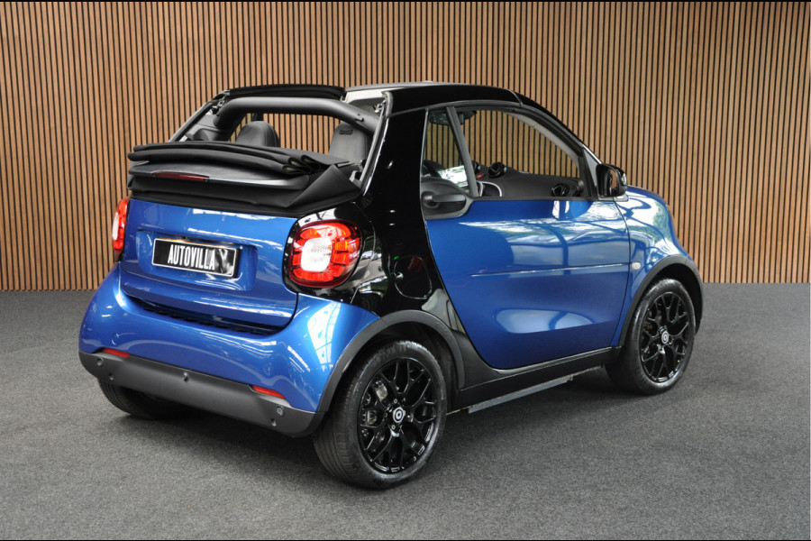 Smart Fortwo cabrio EQ Navi Leer Camera PDC Climate Carplay JBL Cruise Stoelverwarming Stuurverwarming 16" LM velgen