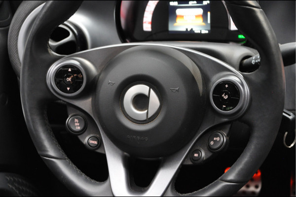 Smart Fortwo cabrio EQ Navi Leer Camera PDC Climate Carplay JBL Cruise Stoelverwarming Stuurverwarming 16" LM velgen