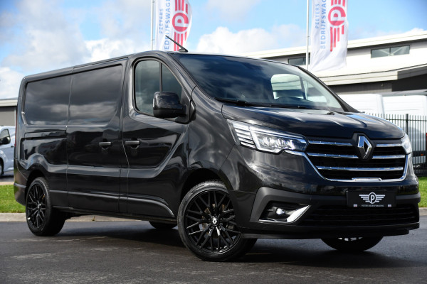 Renault Trafic 2.0 dCi 130 T30 L2H1 Black Edition Camera, Cruise, Sensoren, Mutlimedia, 130PK, Trekhaak, Led, UNIEK!