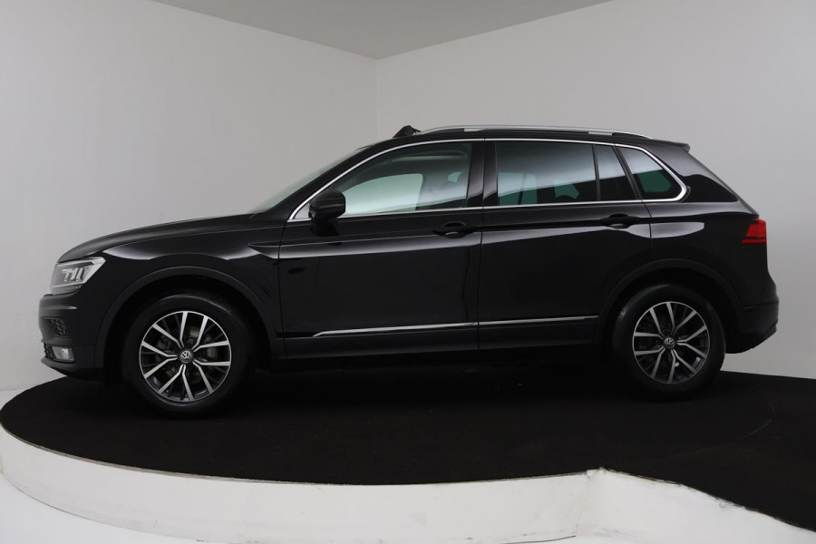 Volkswagen Tiguan 1.5 TSI ACT Comfortline Business Automaat (ADAPTIVE, PANORAMADAK, STOELV, NAVI, PDC, NL-AUTO, GOED ONDERHOUDEN)