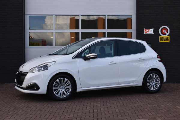 Peugeot 208 1.2 PureTech Allure Sky | Panorama | Navi | Camera | Incl. garantie