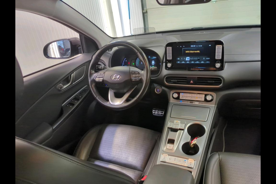 Hyundai Kona EV Premium 64 kWh (INCL-BTW) *VOLLEDER | HEAD-UP | FULL-LED | NAVI-FULLMAP | DAB | ADAPTIVE-CRUISE | KRELL-AUDIO | KEYLESS | CAMERA | BLIND-SPOT | LANE-ASSIST | VIRTUAL-COCKPIT | COMFORT-SEATS | 17''ALU*