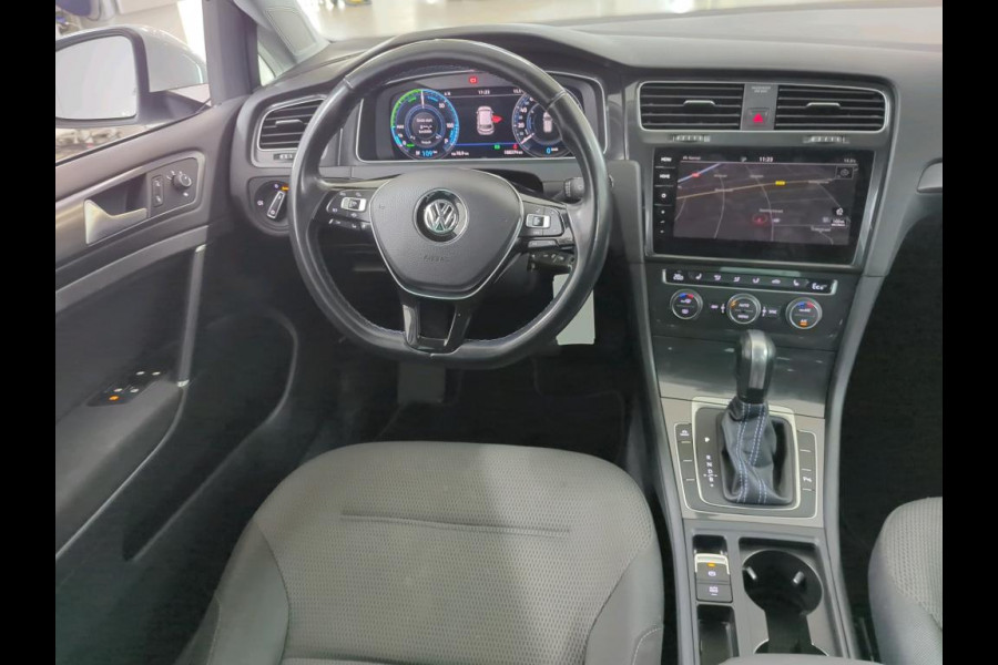 Volkswagen e-Golf e-Golf 11900,- NA SUBSIDIE! NL AUTO | VIRTUAL COCKPIT | STOELVERW |