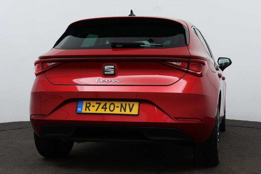 Seat Leon 1.5 eTSI FR (Goed Onderhouden, Navi, Carplay, Camera, PDC V+A, StoelV, Etc)