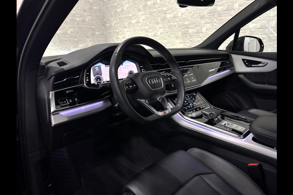 Audi Q7 55 TFSI e S-Line | Panorama | Leder | Luchtvering | LED-Matrix | Keyless-Go | Memory | Stoelverwarming V+A | Camera | Virtual-Cockpit | 3-Zone Clima | Draadloos Laden | Standkachel | Getint Glas |