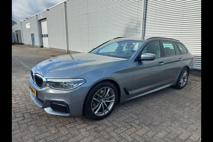 BMW 5 Serie Touring 520i High Executive Automaat, Navigatie, Camera, elek trekhaak, FULL OPTIONS