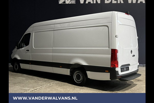 Mercedes-Benz Sprinter 315 CDI 150pk L3H2 Euro6 Airco | Camera | Apple Carplay | Android Auto Parkeersensoren, Bijrijdersbank