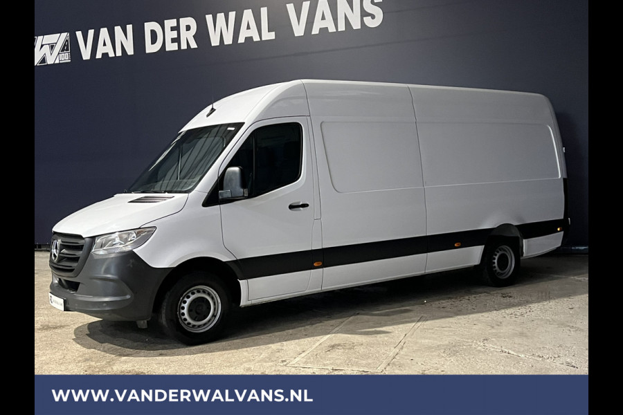 Mercedes-Benz Sprinter 315 CDI 150pk L3H2 Euro6 Airco | Camera | Apple Carplay | Android Auto Parkeersensoren, Bijrijdersbank